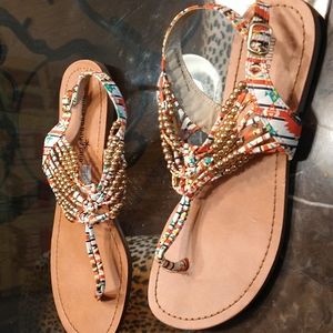 Sandles.gold beads multi color